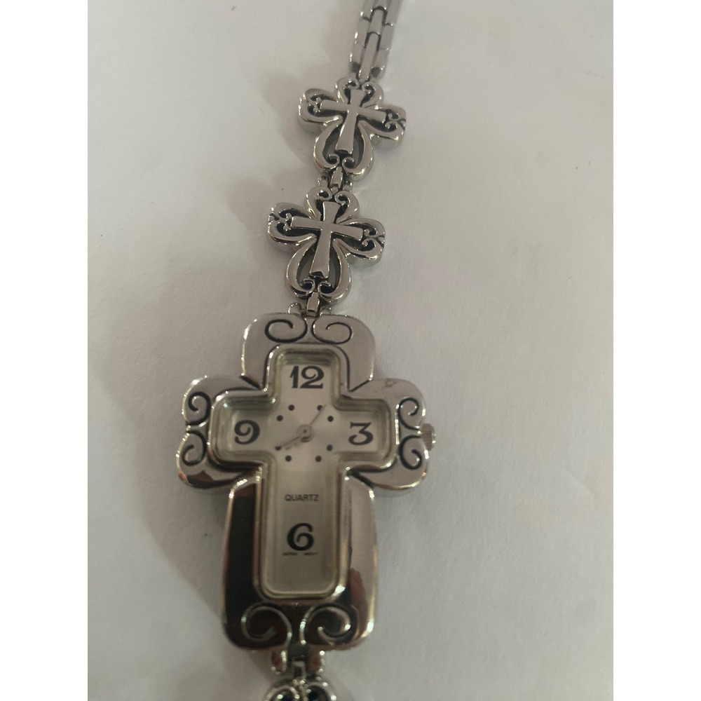 Womens Silver Tone Cross Shape Quartz Watch Scroll Detail Link Bracelet